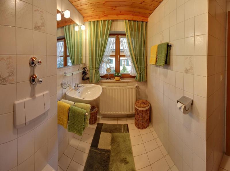 Gaestehaus Restner - Chiemgau Karte Инцелль Экстерьер фото